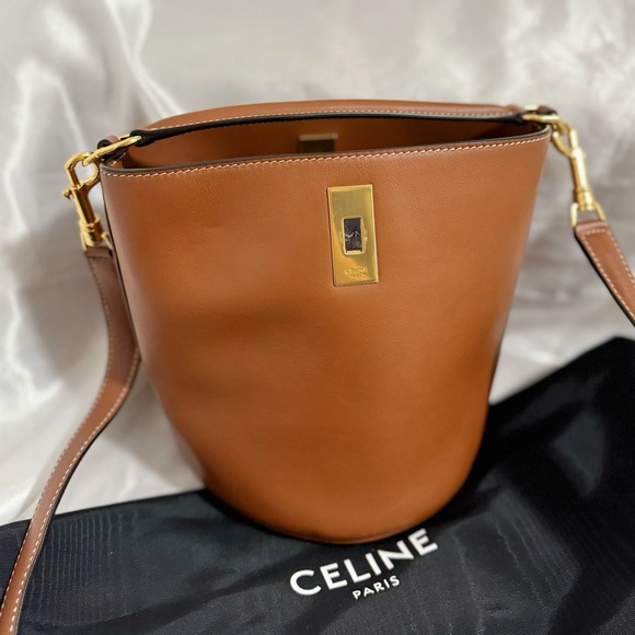 Celine Teen Bucket Bag - Picture 3 of 15